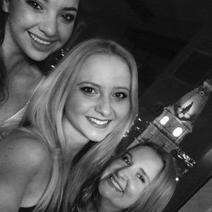 Meet your Posher, Katelyn